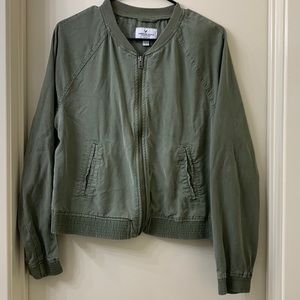American eagle bomber jacket